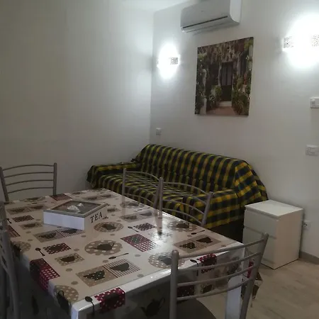 La Madonnina Apartment *